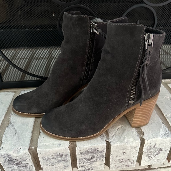 Dolce Vita Bootie - Picture 3 of 5